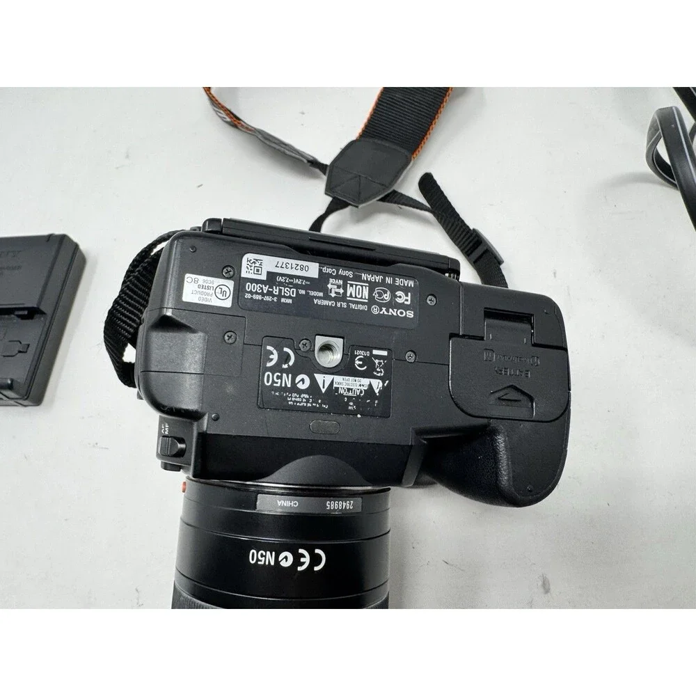 Sony A300 DSLR 10.2MP W/ 18-70/3.5-5.6 LEN, CHARGER,SUNSHA DE, TESTED